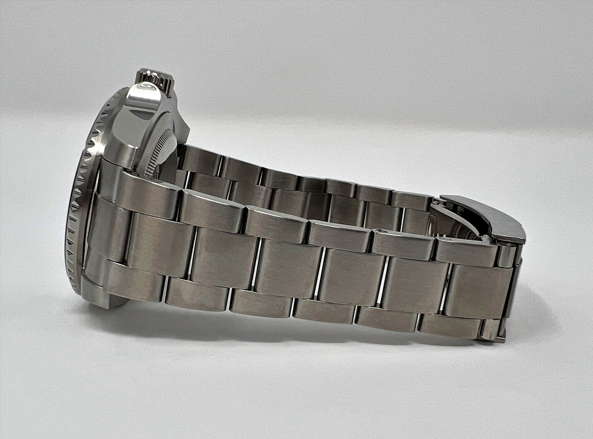 Luxury Black Sub No Logo