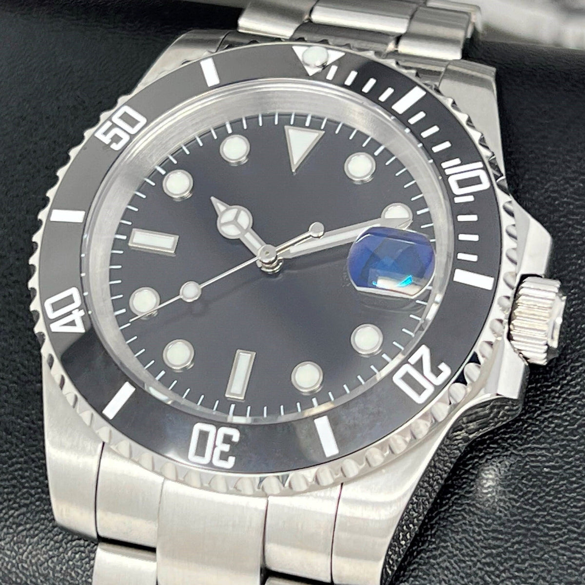 Luxury Black Sub No Logo