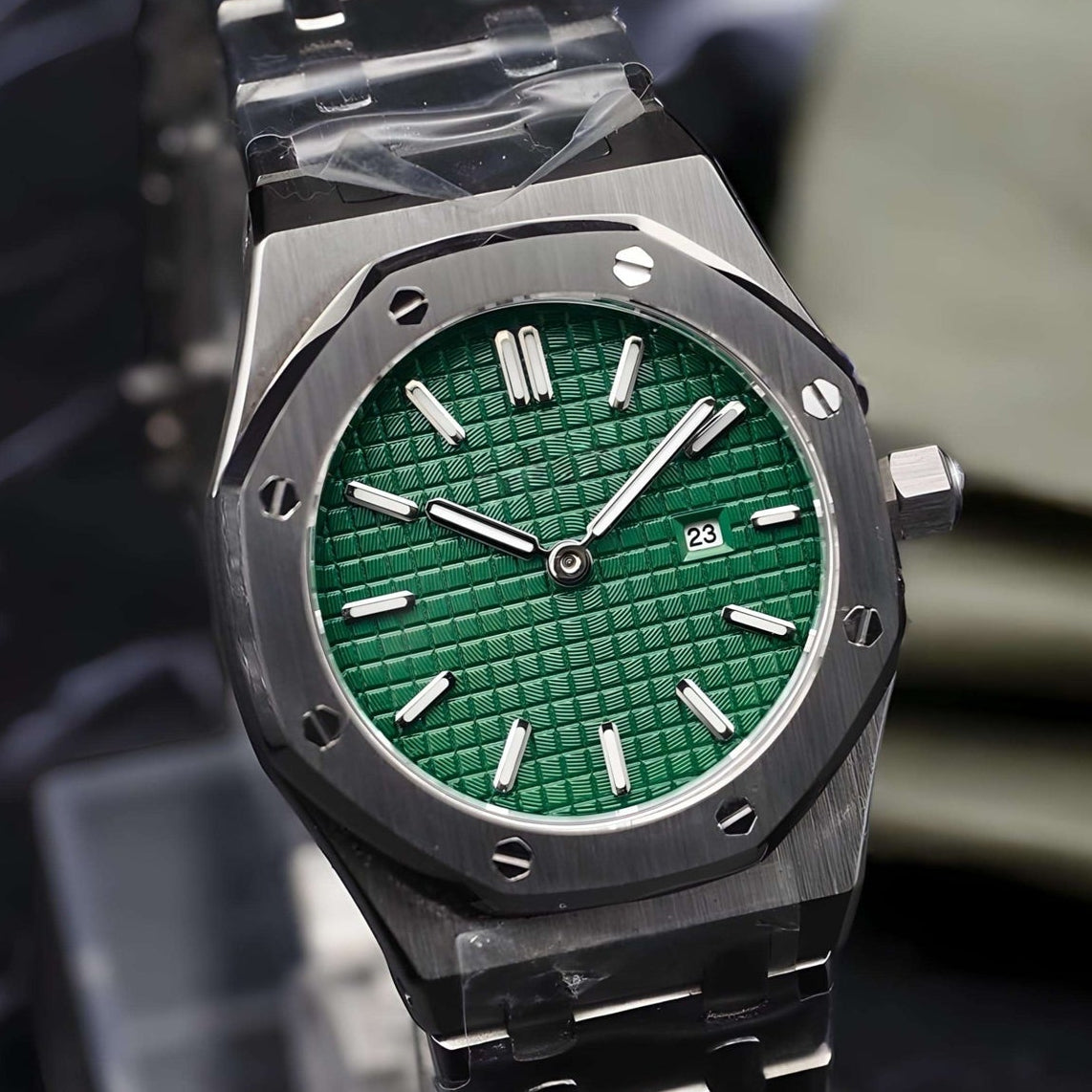 Ladies Seikoak Luxury Green Watch | 34mm