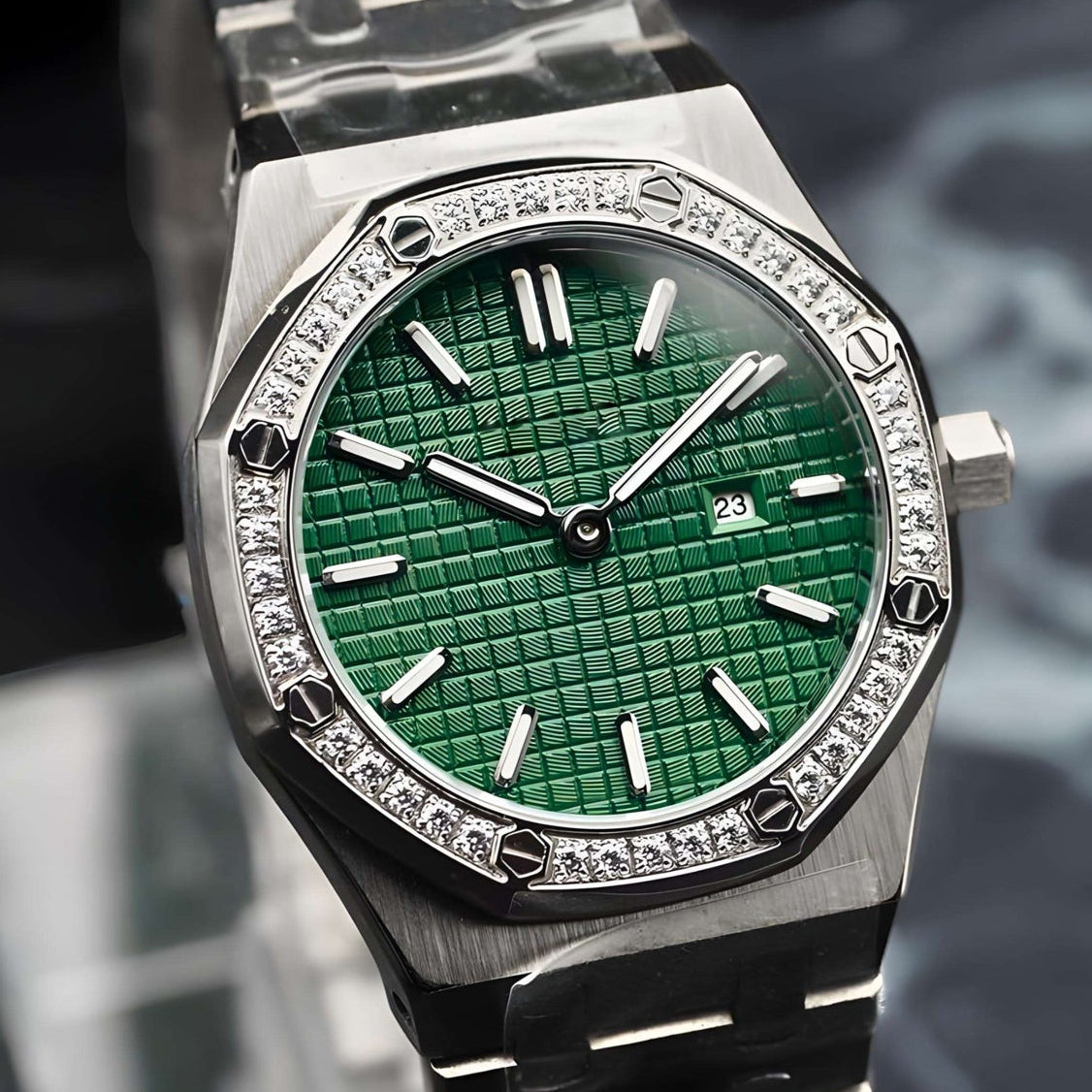 Ladies Seikoak Luxury Ice Green Watch | 34mm