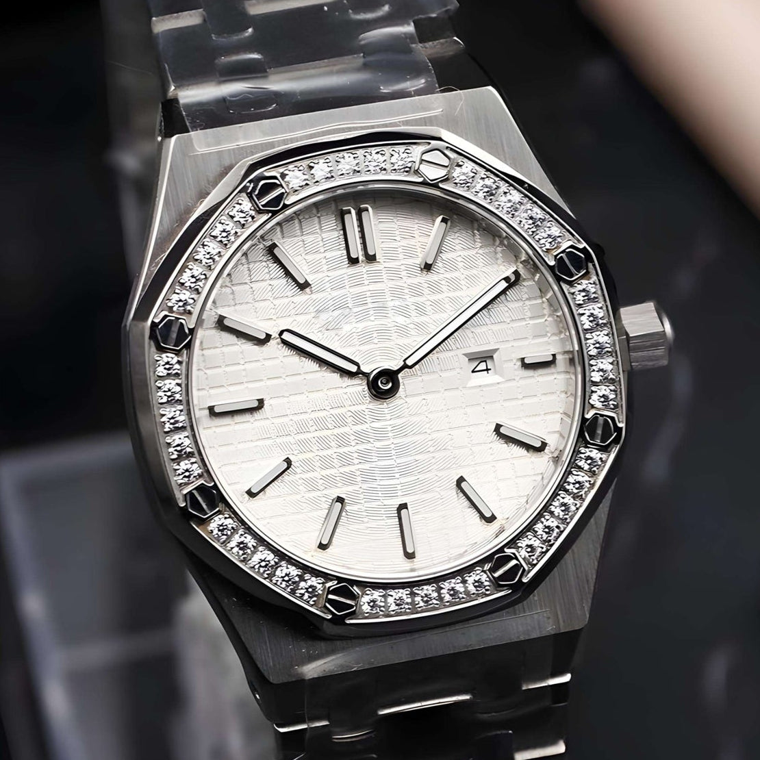 Ladies Seikoak Luxury Ice White Watch | 34mm